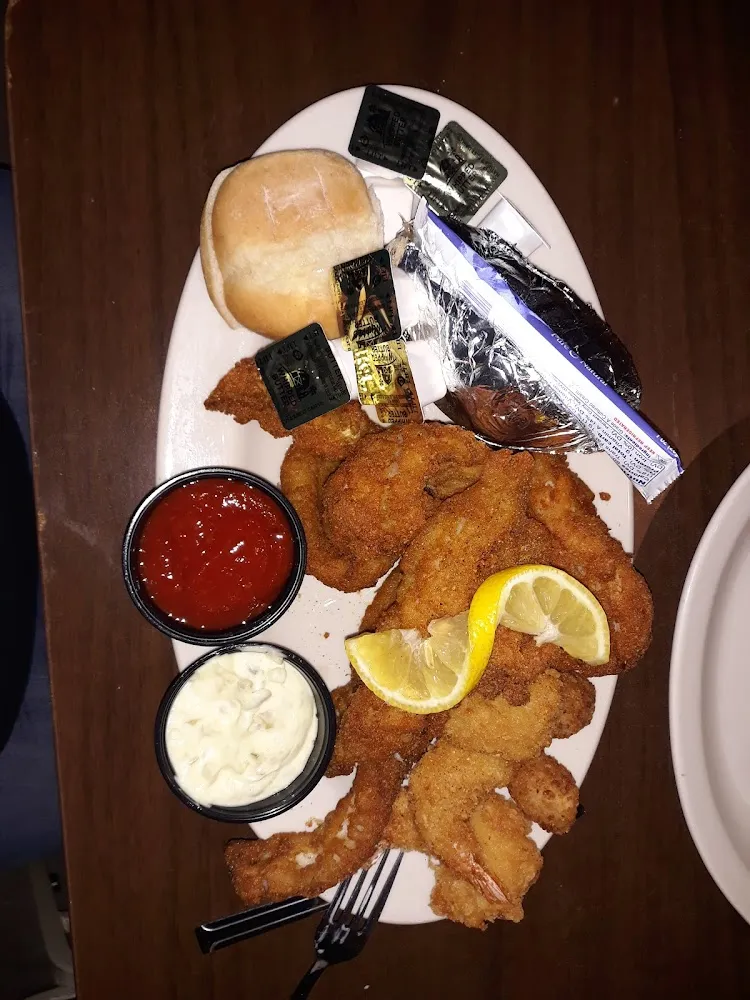 Fish Shrimp and Scallops Platter